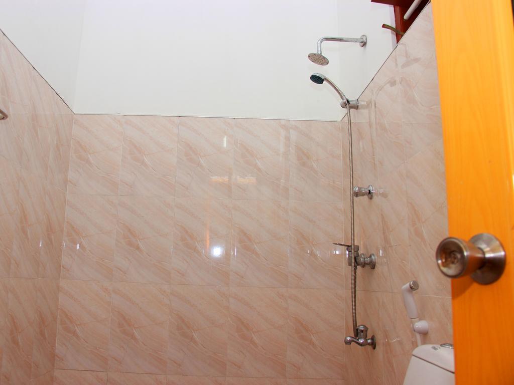 Heaven Star Rest Bed & Breakfast Mirissa Ngoại thất bức ảnh