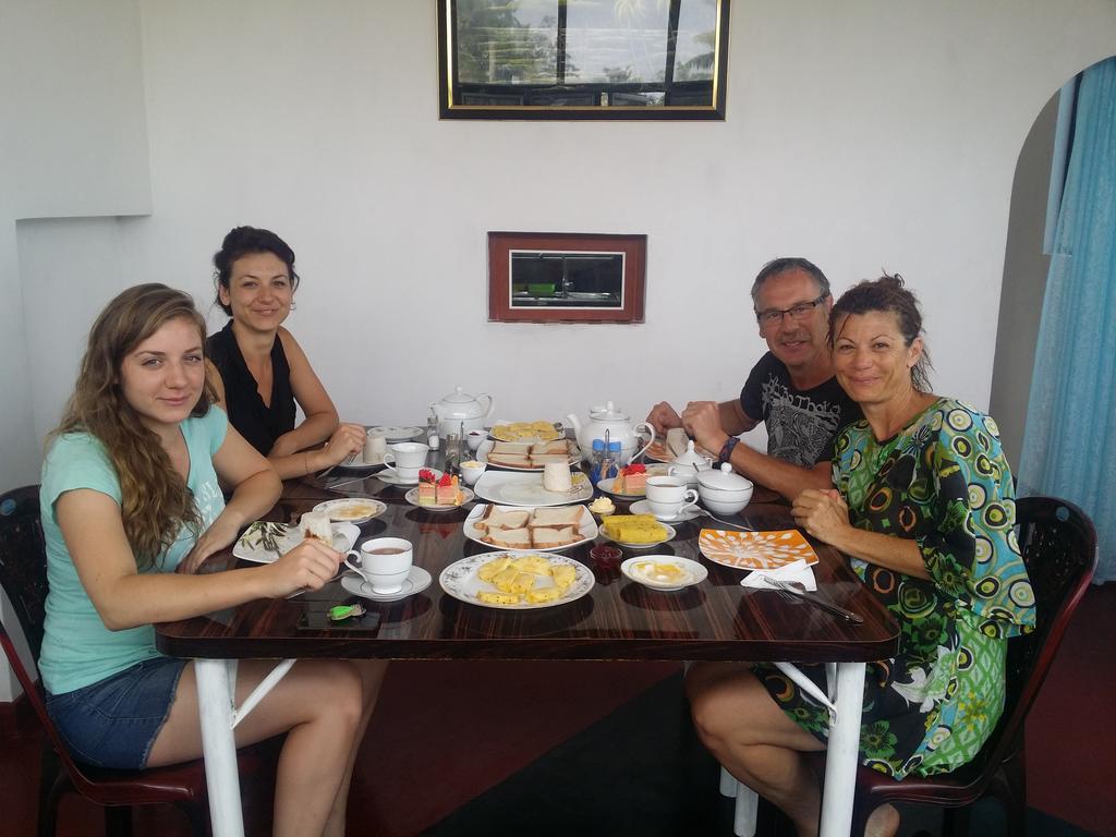 Heaven Star Rest Bed & Breakfast Mirissa Ngoại thất bức ảnh